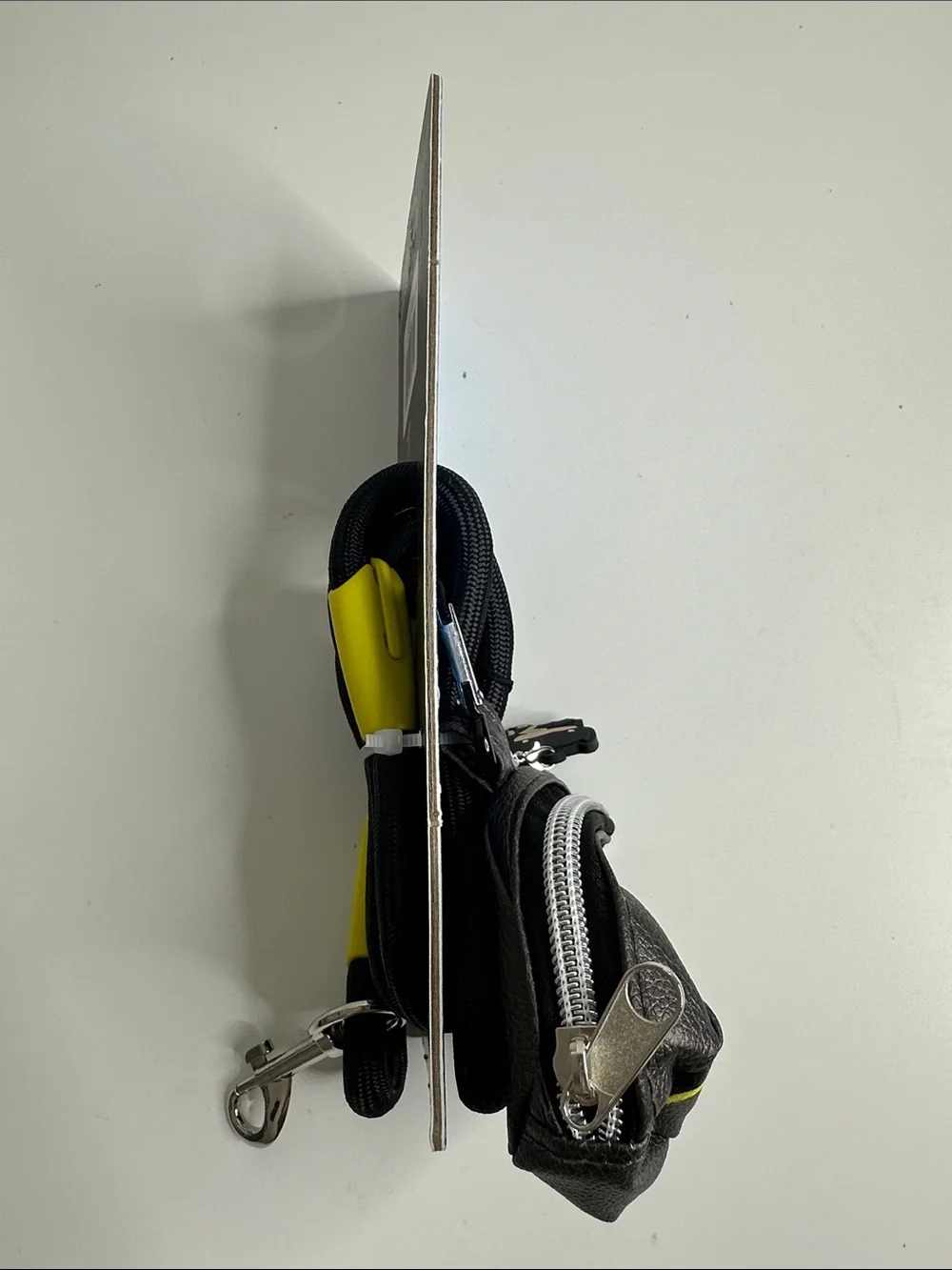 DC Black and Yellow Batman Rope Leash with Logo Dispenser